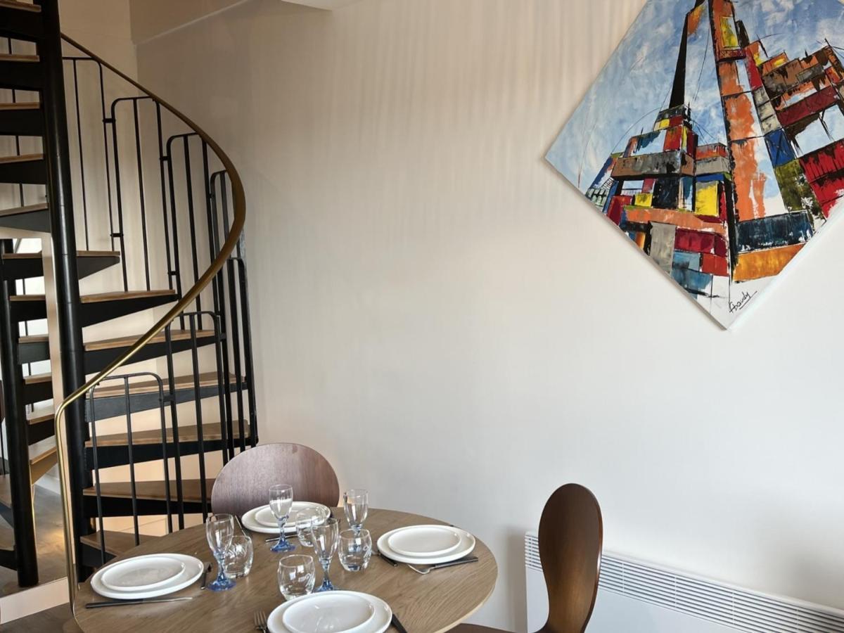 Cabourg : Duplex Renove 2 Pieces, Acces Direct Plage, Fibre, Parking, Cuisine Equipee, 4 Pers. - Fr-1-487-351 Kültér fotó