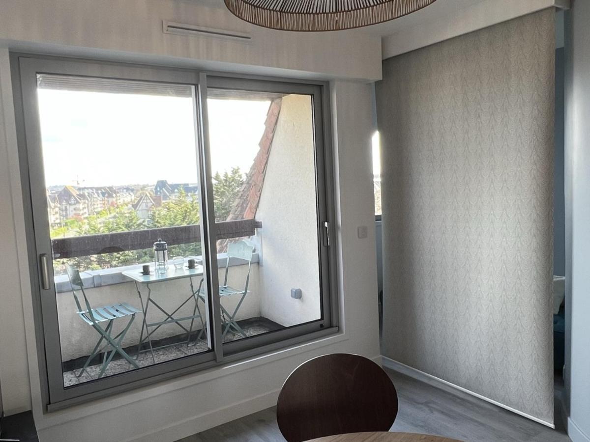 Cabourg : Duplex Renove 2 Pieces, Acces Direct Plage, Fibre, Parking, Cuisine Equipee, 4 Pers. - Fr-1-487-351 Kültér fotó